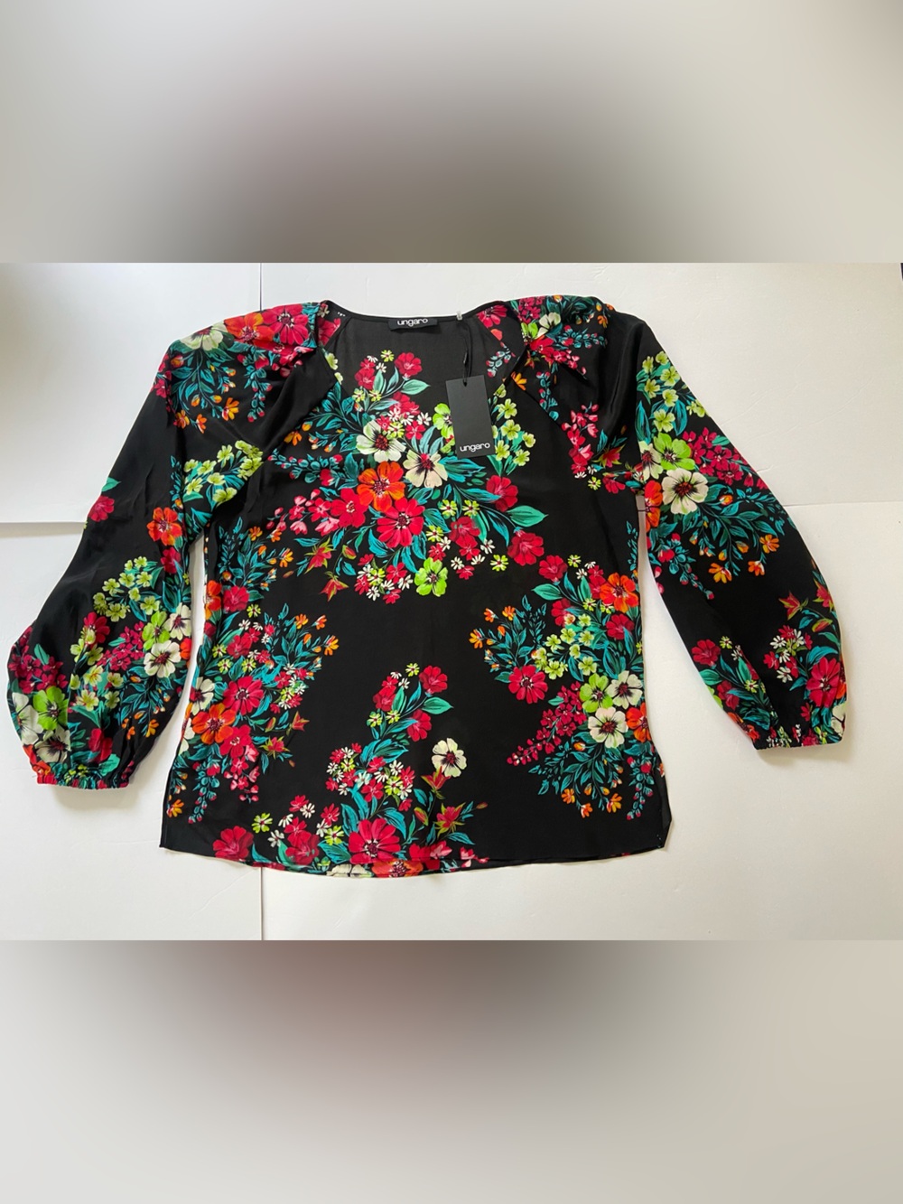 NWT - Ungaro  Silk Floral Charlotte Blouse Long Sleeve - Size M - Black V Neck